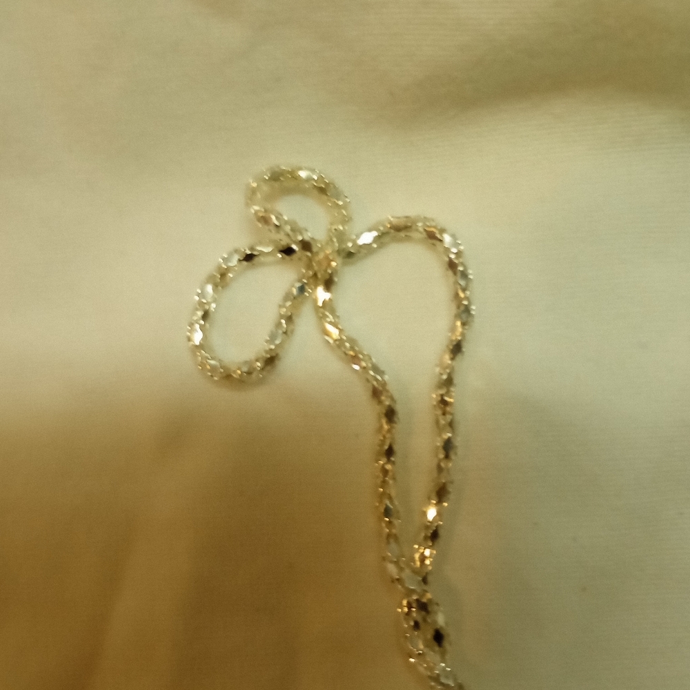 Necklaces - Picture 3 of 4